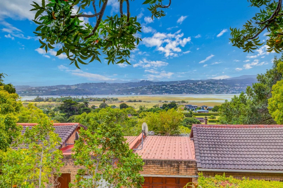 3 Bedroom Property for Sale in Brenton On Lake Western Cape